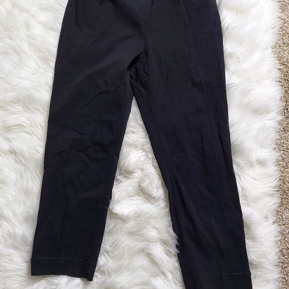 Soft Surroundings Black Capri pants - Picture 4 of 9